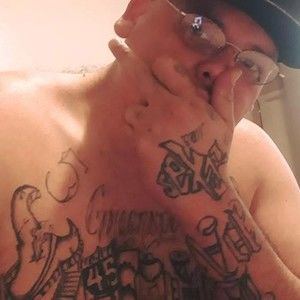 Meet your Posher, Cesar